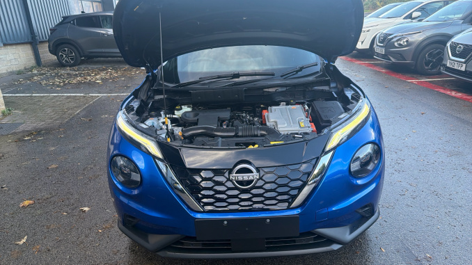 Nissan Juke 1.6 Hybrid N-Connecta 5dr Auto [Revised] Hybrid Hatchback - Image 8